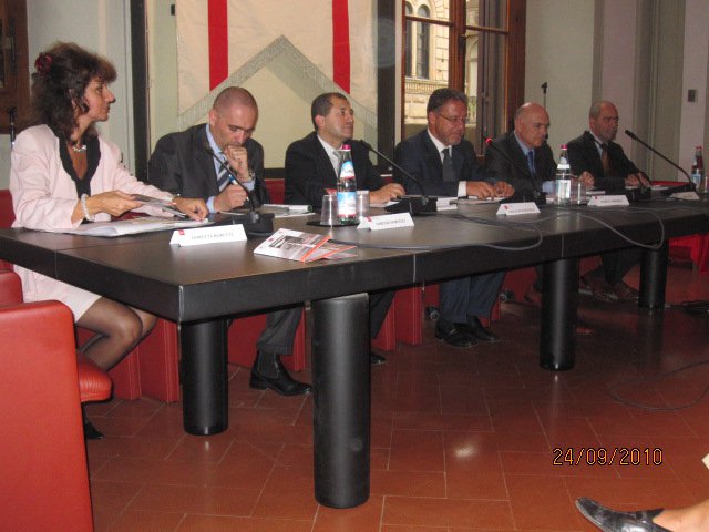Presentazione  di Guidare Oggi al Consiglio Regionale della Toscana c/O Palazzo Panciatichi 