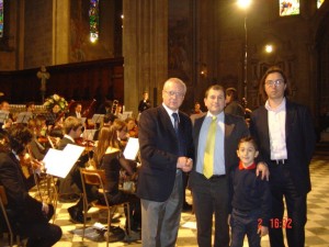 CONCERTO DI INIZIO ANNO 2010 al Duomo di Arezzo : Vincenzo Di Michele e suo figlio Matteo con il Dr Ernesto Ferrini e con il Direttore Artistico 